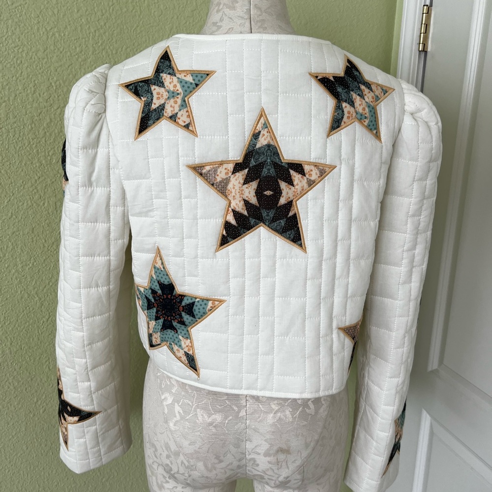 Beautiful Puffed Shoulder Jacket - image 2